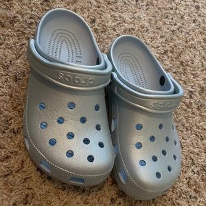 Metallic Blue Crocs
